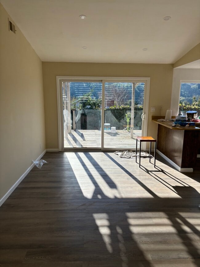 Photo - 3238 Colusa St