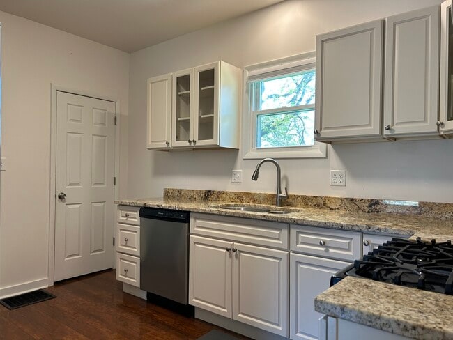 Photo - 1700 Martin Luther King Jr Dr