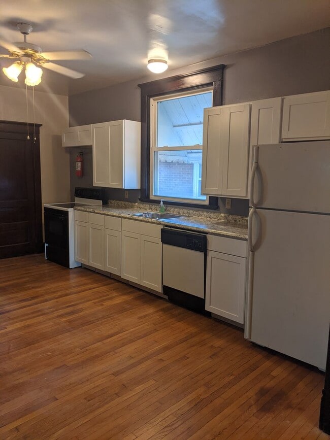 604-606 West College - 604-606 West College Apartamento Unidad 604 West College