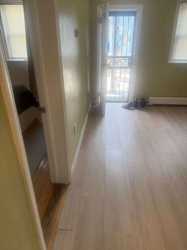 Photo - 4076 Grace Ave