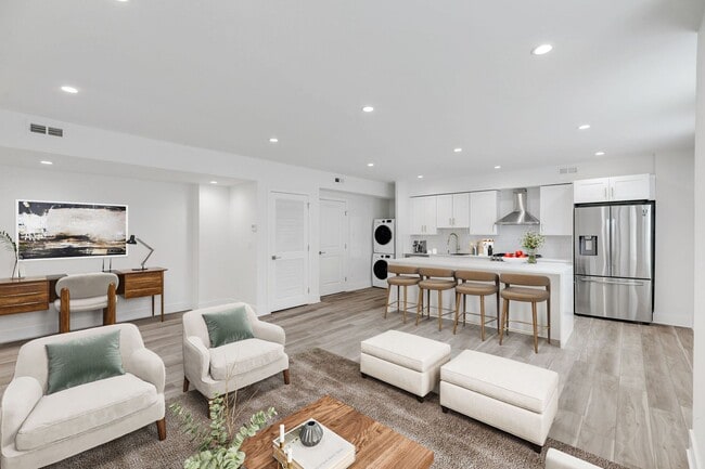 Building Photo - Delancey Place