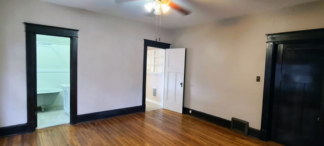 Photo - 2217 Belmont Blvd Unidad 2A