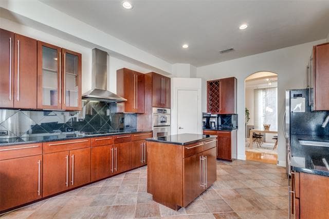 Photo - 3313 Madison Ave