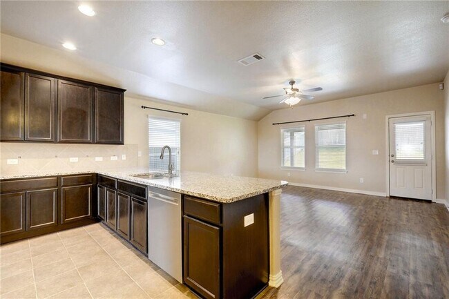 Photo - 3621 Rams Horn Way