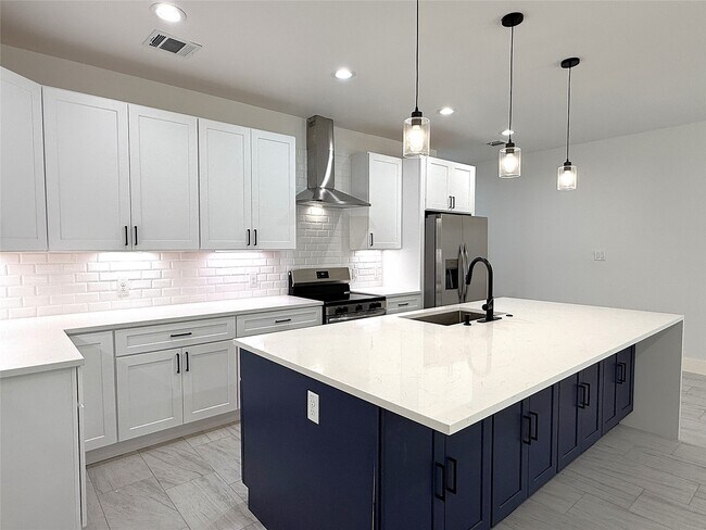Photo - 6708 Conley St