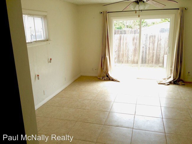 Photo - 4 br, 2 bath House - 128 Dahlia Avenue