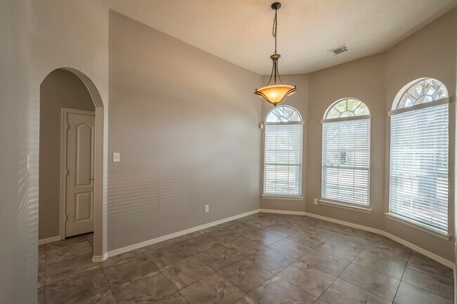 Photo - 21902 Silverfield Park Ln