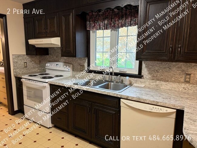 Photo - 2 Perri Ave