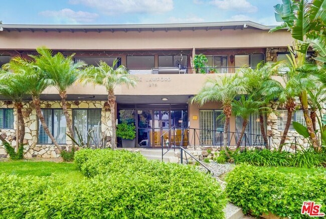1275 Havenhurst Dr Unidad 4