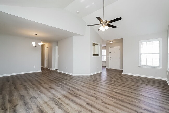 Photo - 2099 Prescott Way