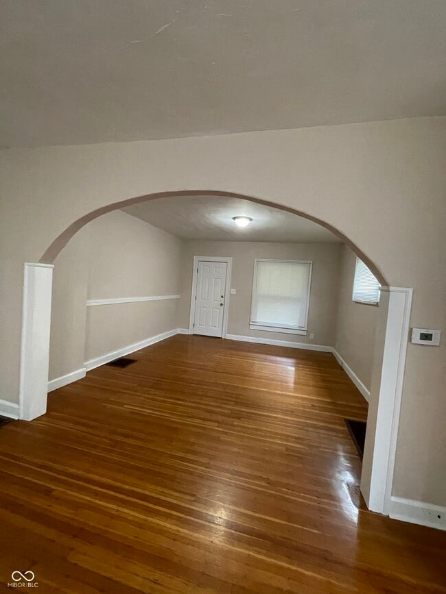 Photo - 815 N Riley Ave