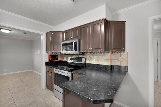 Photo - 20 Dogwood Ln