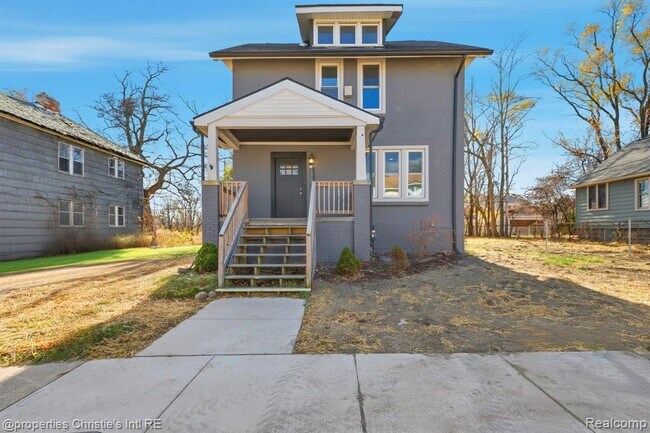 Photo - 1953 Brighton St