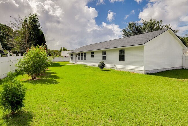 Photo - Updated 3BR Home with Fenced Yard in the H...