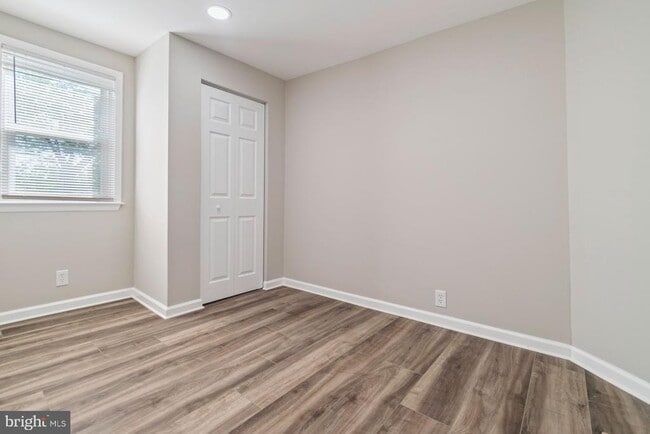 Photo - 107 Fusting Ave