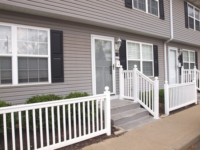 Building Photo - 834 34th St NW