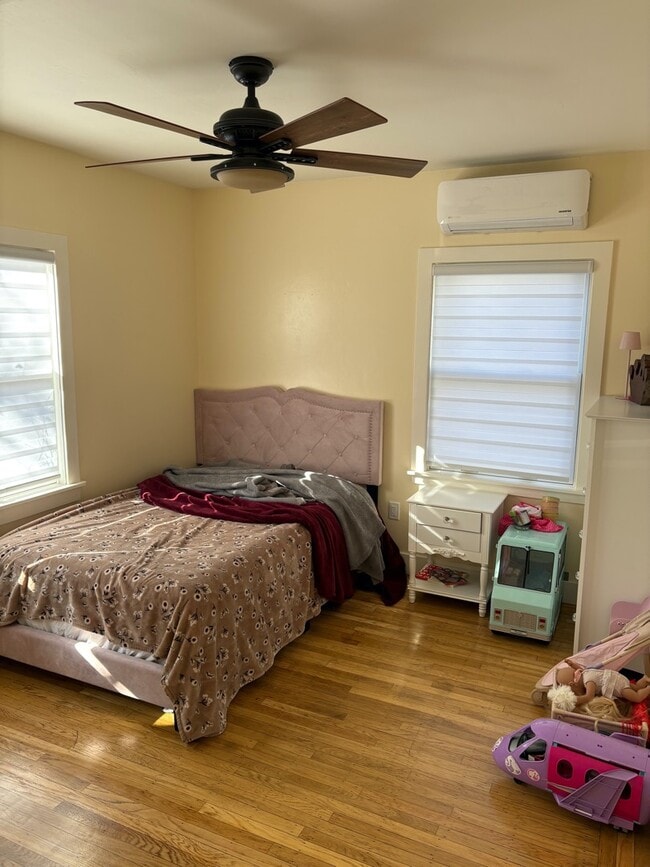 Photo - 200 Taylor St