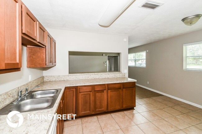 Photo - 6505 Parvin Dr