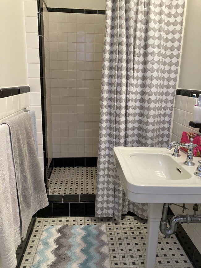 Photo - 21 Beacon St Unit 7K