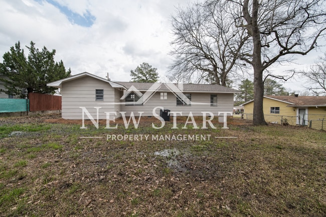 Photo - 1417 Celeste Dr