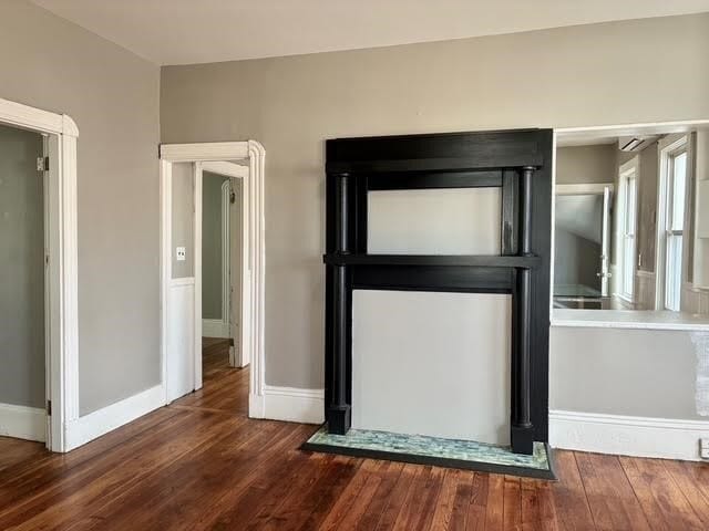 Photo - 653 Brock Ave Unit 2