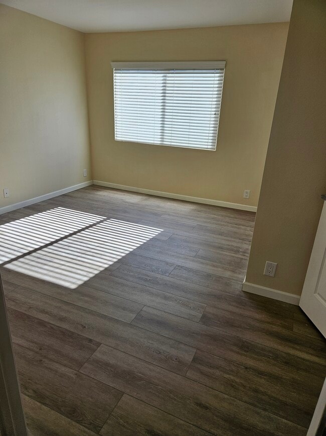 Building Photo - 225 W El Norte Pky Unit 142 Rental