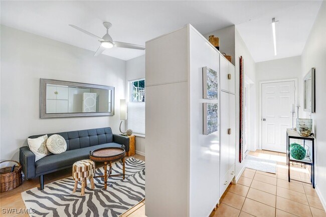 Building Photo - 859 Tanbark Dr Unit 101