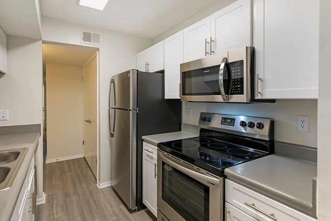 Southaven Pointe Apartments