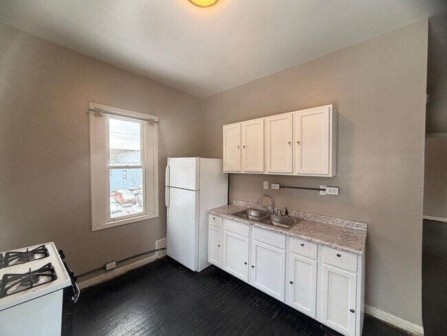 Photo - 2500 W Fond du Lac Ave Unit 2476(Upper Rear)