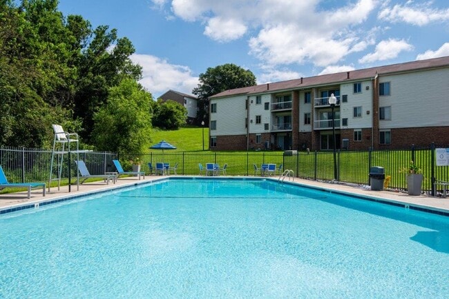 Ross Ridge Apartment Homes