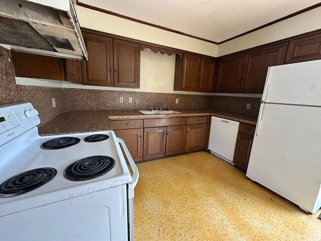 Photo - 405 N Inglewood, Apt 25-28 Unit 405 N Inglewood, Apt 26