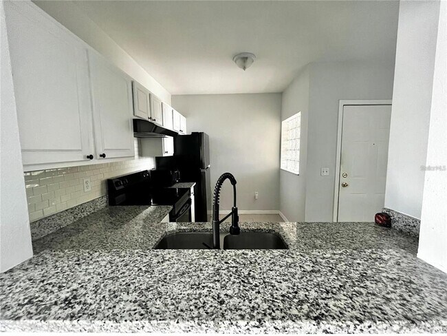 Photo - 6011 Skydale Way Unit 201