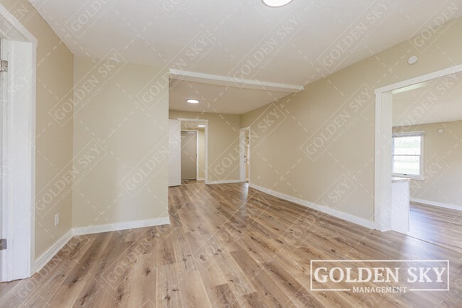 Photo - 1704 W 15th St