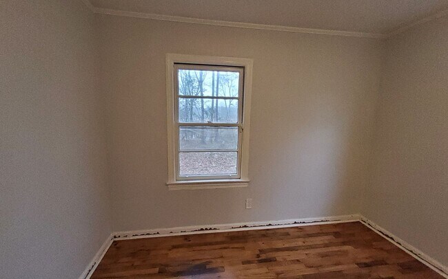 Photo - Duplex Convenient to Shaw!
