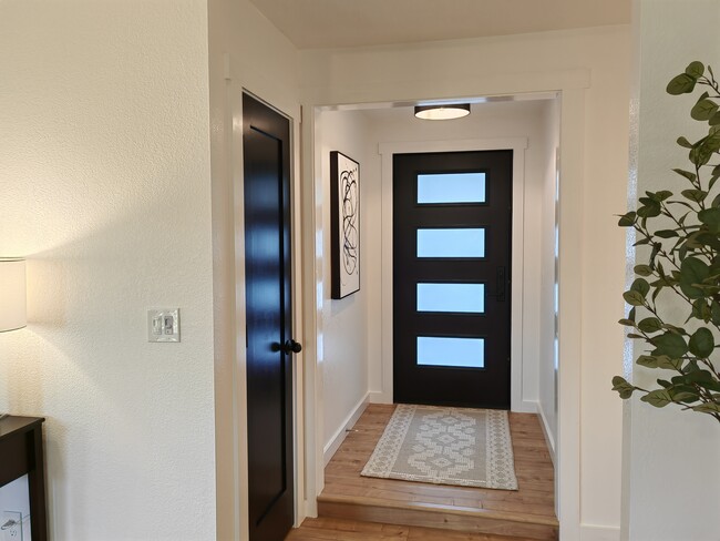Photo - 1305 W South Park St