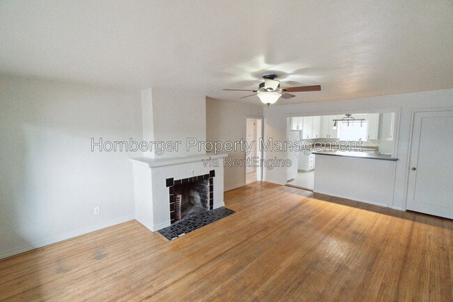 Photo - 11 E Rich Ave
