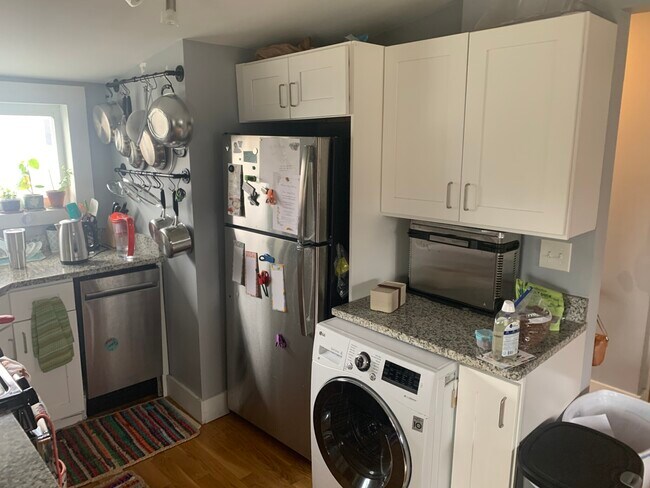 Photo - 287 Beacon St Unit 2
