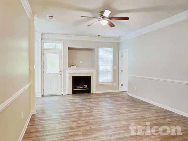 Photo - 6041 Briggs Dr