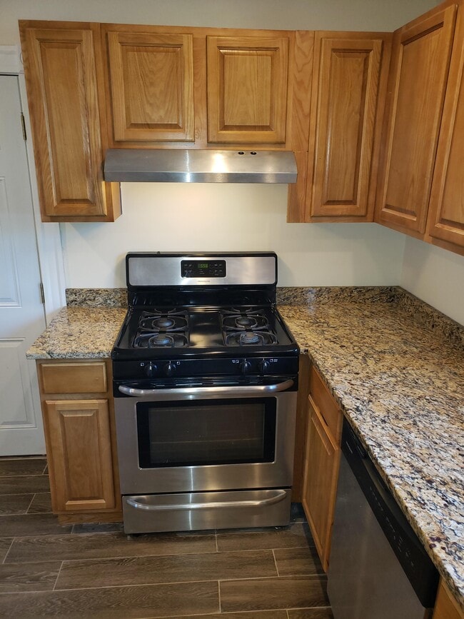 Photo - 27 Martha St Unit 1