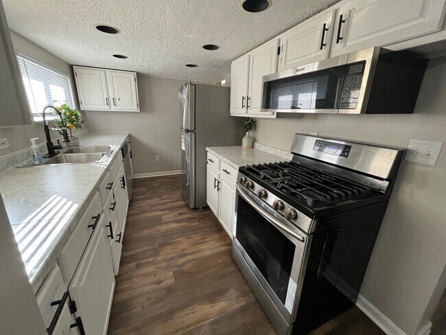Photo - 1707 Cherry Way House