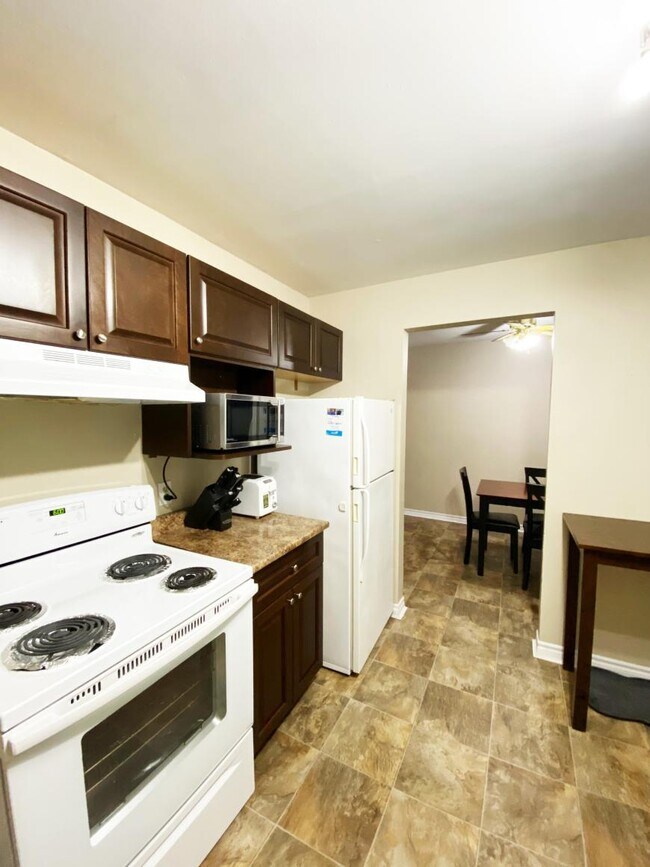 Photo - 3 bedroom in Kitimat BC V8C 1W3