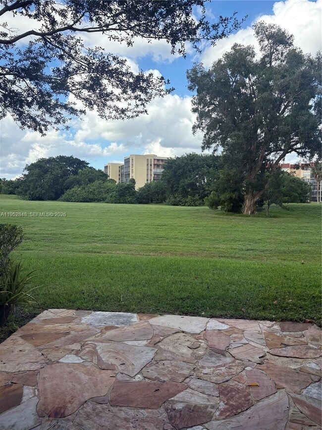 Photo - 3629 Inverrary Blvd W