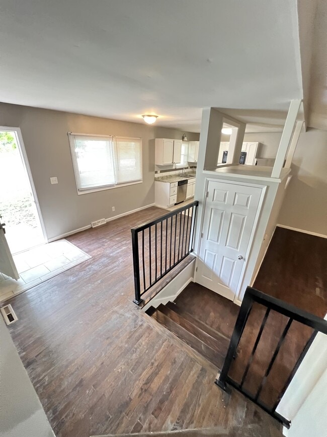 Photo - 5358 N Palmer Ave