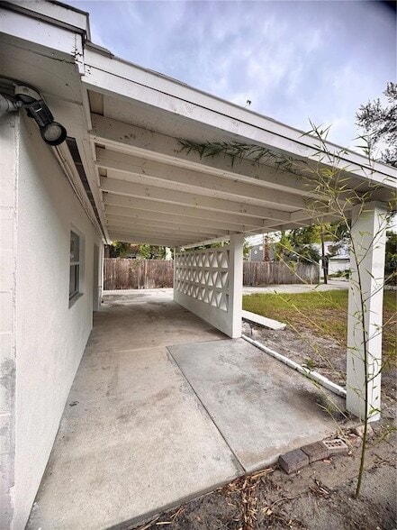Photo - 209 W Emily St
