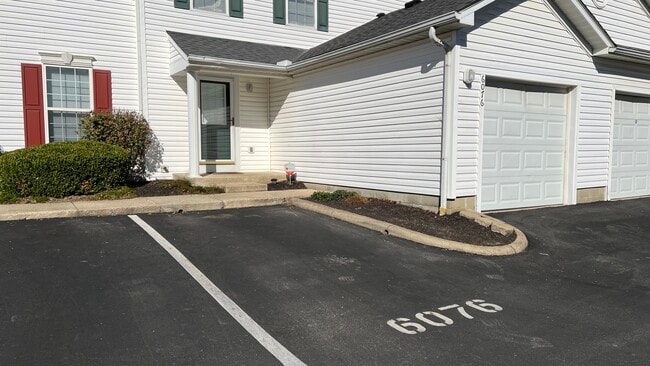 Photo - 6076 Georges Park Dr Unit 6076