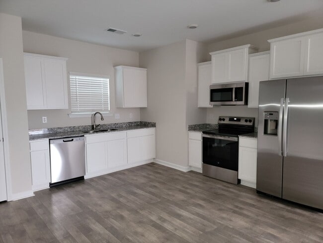 324 Young Town Cir