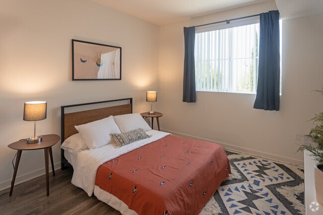 Photo - Monte Vista Apartments