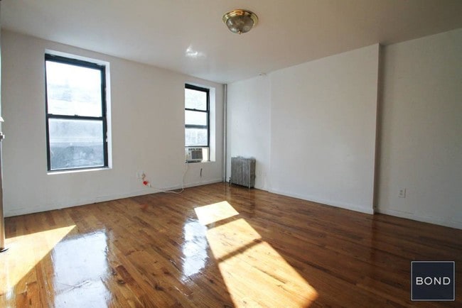 Building Photo - 130 Saint Marks Place Rental