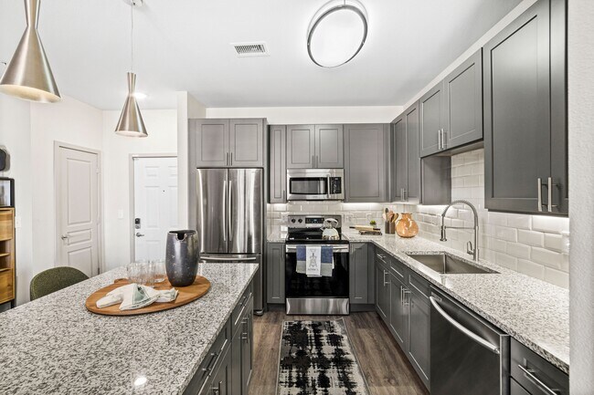 Photo - Cortland Flatirons