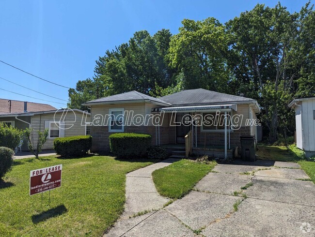 Building Photo - Charming 3-Bedroom Ranch with Modern Upgrades Rental